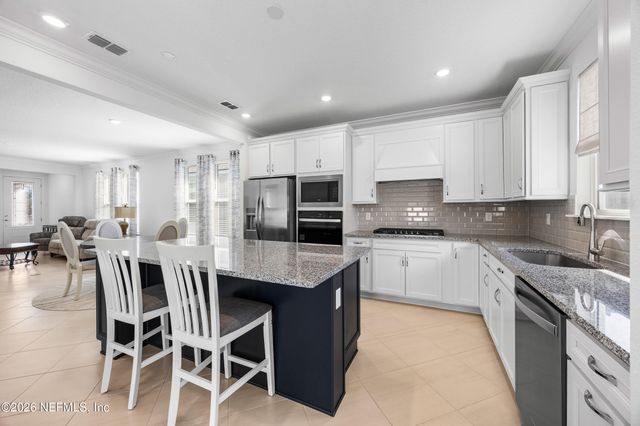 722 COOL BREEZE Way, Yulee, FL 32097