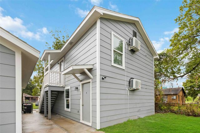 2816 Woodard Street A, Houston, TX 77026