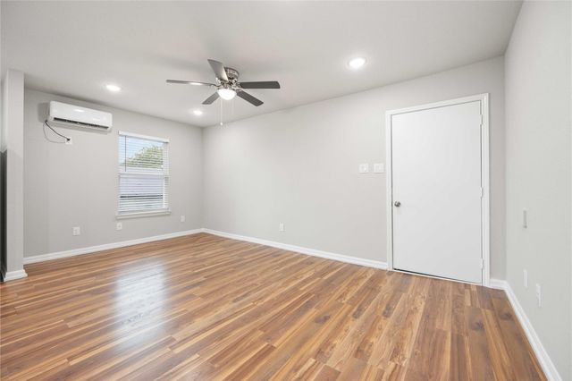 2816 Woodard Street A, Houston, TX 77026