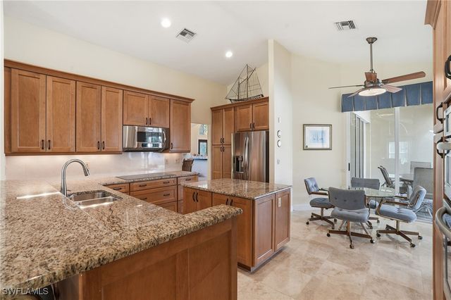 2544 SE 23rd PL, Cape Coral, FL 33904