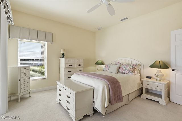 2544 SE 23rd PL, Cape Coral, FL 33904