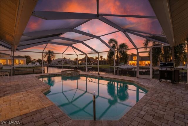 2544 SE 23rd PL, Cape Coral, FL 33904