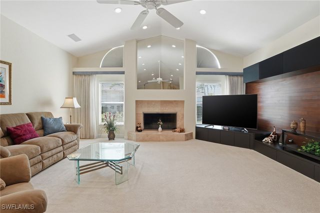 2544 SE 23rd PL, Cape Coral, FL 33904