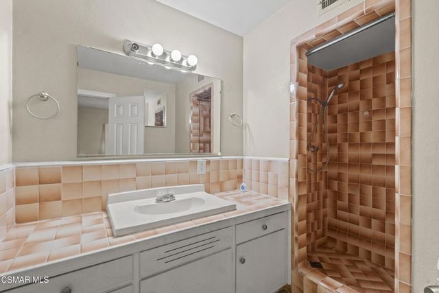 45014 17th Street W, Lancaster, CA 93534