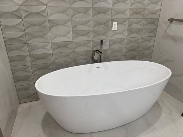 4511 S Ocean Boulevard 904, Highland Beach, FL 33487