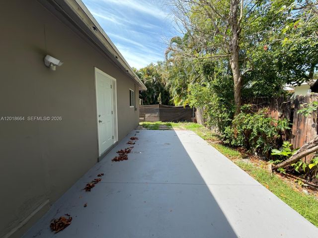 600 NW 18th St W-2, Fort Lauderdale, FL 33311