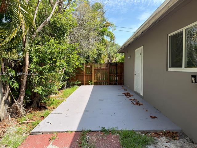 600 NW 18th St W-2, Fort Lauderdale, FL 33311