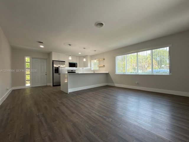600 NW 18th St W-2, Fort Lauderdale, FL 33311