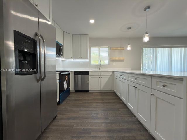 600 NW 18th St W-2, Fort Lauderdale, FL 33311