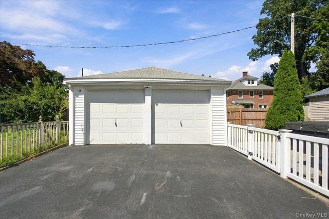 8 E Willow Street, Beacon, NY 12508