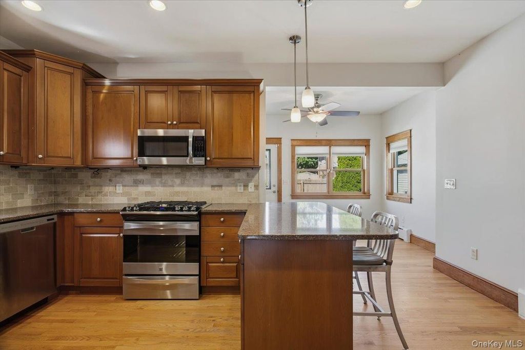 8 E Willow Street, Beacon, NY 12508 — photo 3