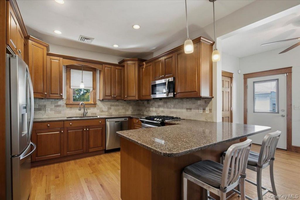 8 E Willow Street, Beacon, NY 12508 — photo 4