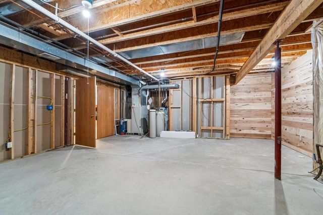 305 Morgan LANE, Beaver Dam, WI 53916