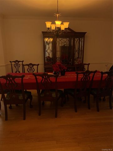 18 Crosshill Road, Eastchester, NY 10709
