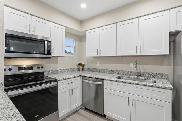 22375 EDGEWATER DRIVE 124, Punta Gorda, FL 33980