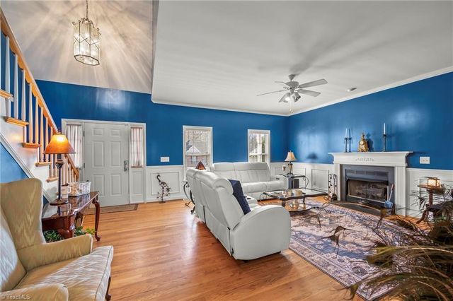 4064 Clinard Avenue, Winston-salem, NC 27127