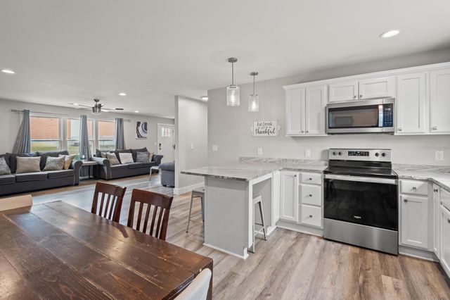 12 Cross Street, Dry Ridge, KY 41035