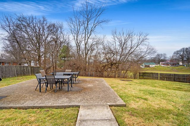 12 Cross Street, Dry Ridge, KY 41035