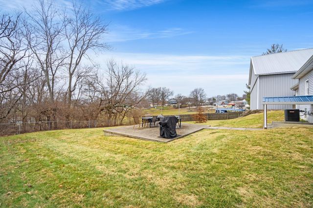 12 Cross Street, Dry Ridge, KY 41035