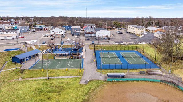 12 Cross Street, Dry Ridge, KY 41035