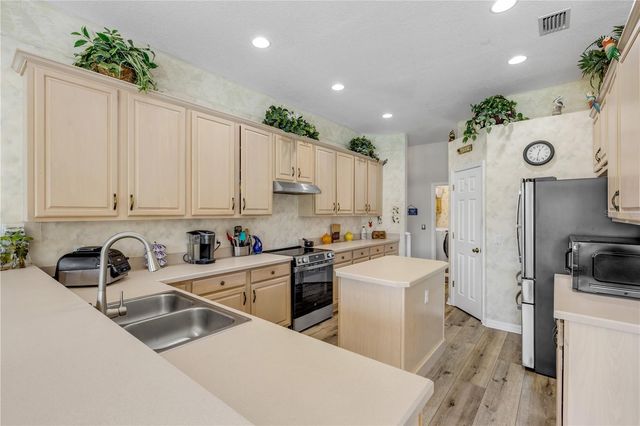1 WELLINGTON DRIVE, Palm Coast, FL 32164