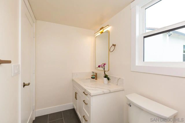 3892 Bass St., La Mesa, CA 91941