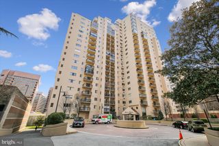 1211 S EADS ST #602, Arlington, VA 22202