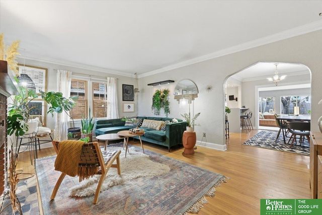 4677 Mayberry Street, Omaha, NE 68106