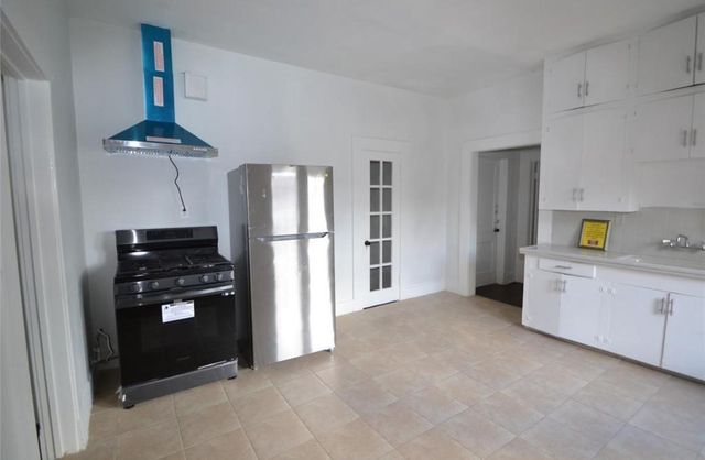 1517 Bonnie Brae Street 4, Houston, TX 77006