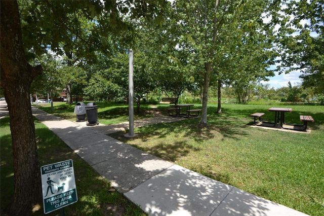 1517 Bonnie Brae Street 4, Houston, TX 77006
