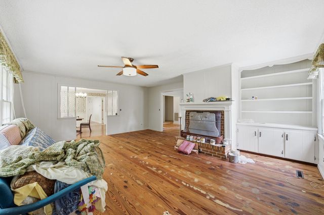 5347 Hoyt Rogers Rd, Mullins, SC 29574