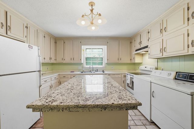 5347 Hoyt Rogers Rd, Mullins, SC 29574