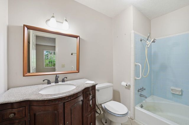 5347 Hoyt Rogers Rd, Mullins, SC 29574