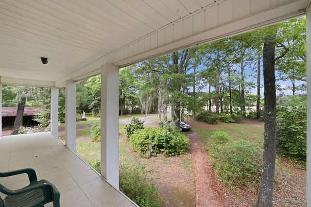 5347 Hoyt Rogers Rd, Mullins, SC 29574