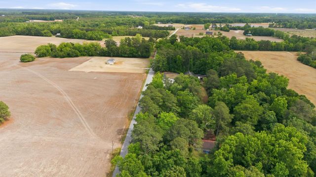 5347 Hoyt Rogers Rd, Mullins, SC 29574