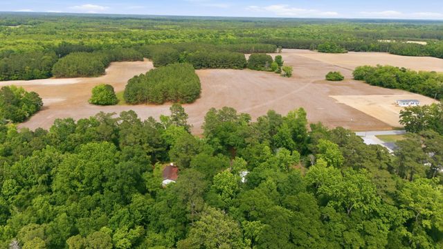 5347 Hoyt Rogers Rd, Mullins, SC 29574