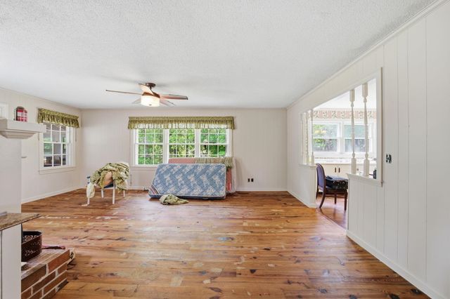 5347 Hoyt Rogers Rd, Mullins, SC 29574