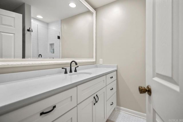 518 Cambridge Place, Little Rock, AR 72227