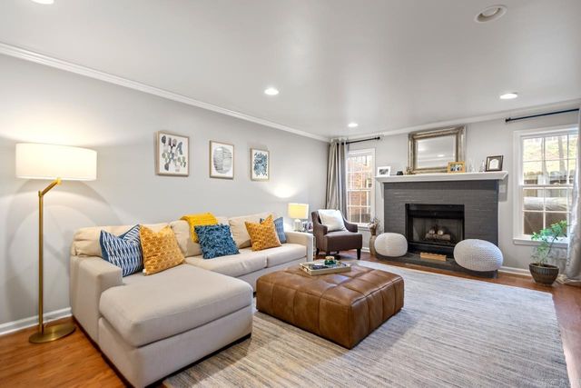 518 Cambridge Place, Little Rock, AR 72227