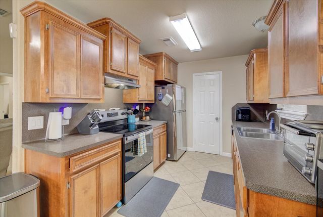 212 Hickory Street, Sweeny, TX 77480