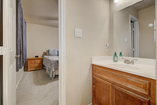 212 Hickory Street, Sweeny, TX 77480