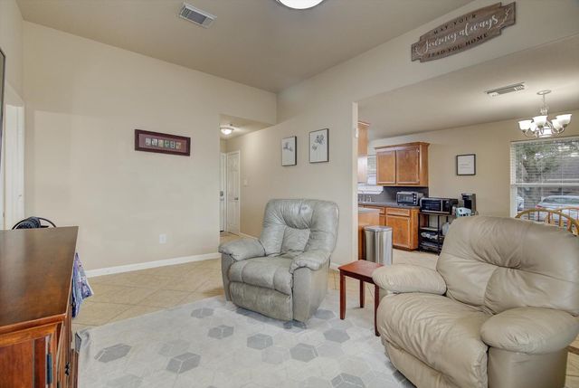 212 Hickory Street, Sweeny, TX 77480