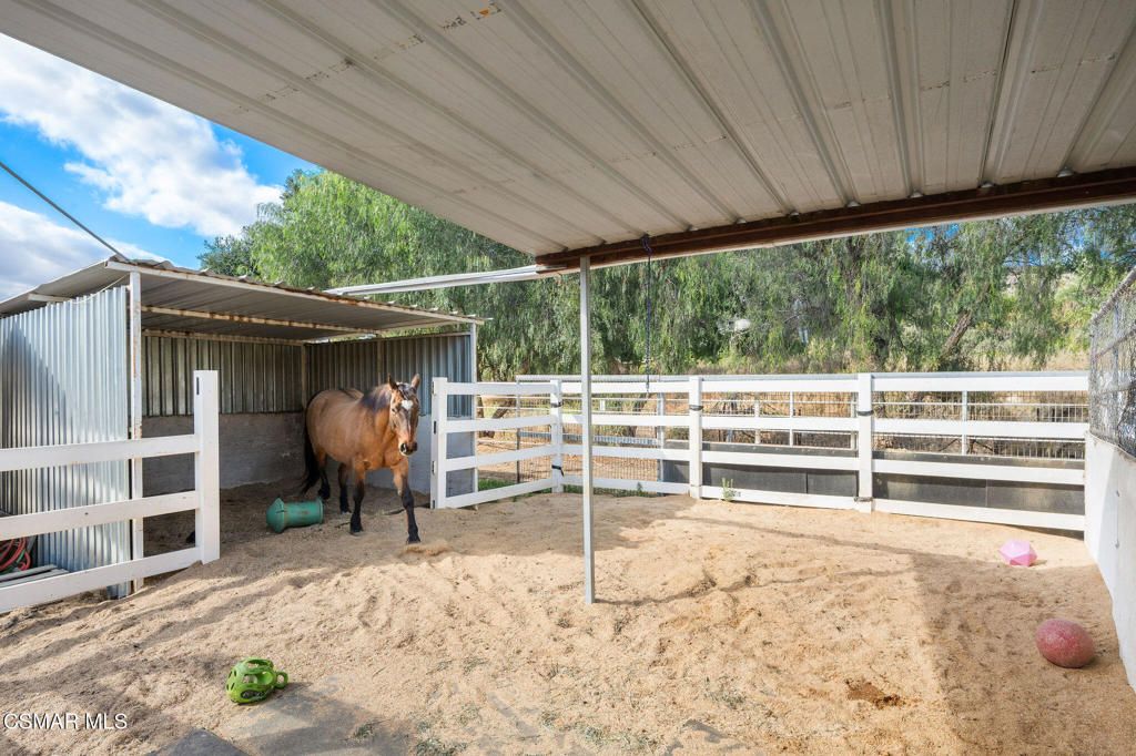 Image 16 of property listing at 27101 Sand Canyon Road, Canyon Country, CA 91387