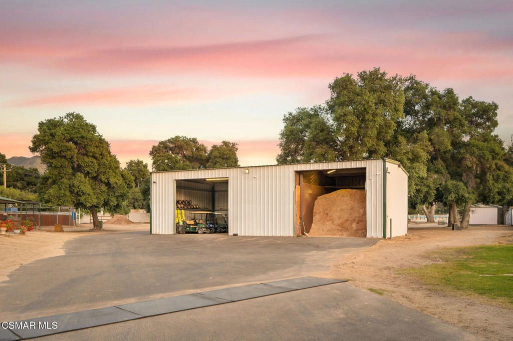 Image 37 of property listing at 27101 Sand Canyon Road, Canyon Country, CA 91387