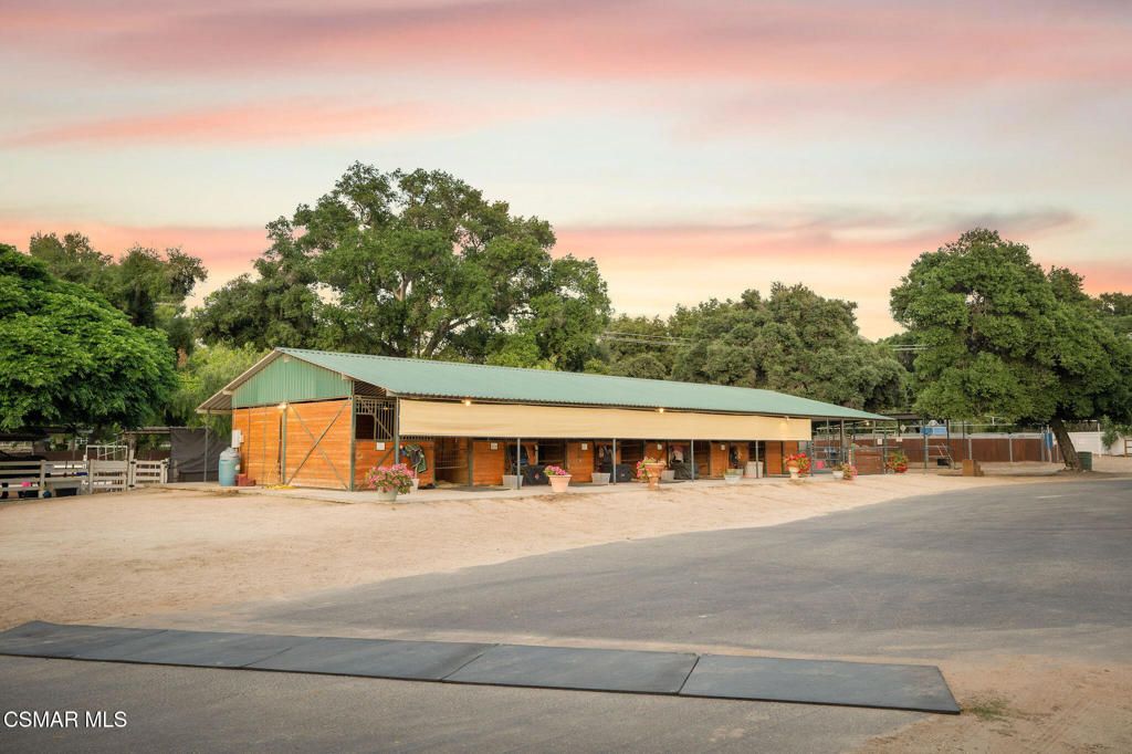 Image 38 of property listing at 27101 Sand Canyon Road, Canyon Country, CA 91387