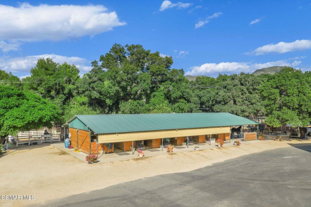 Image 6 of property listing at 27101 Sand Canyon Road, Canyon Country, CA 91387