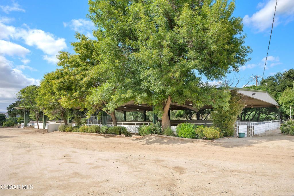 Image 8 of property listing at 27101 Sand Canyon Road, Canyon Country, CA 91387