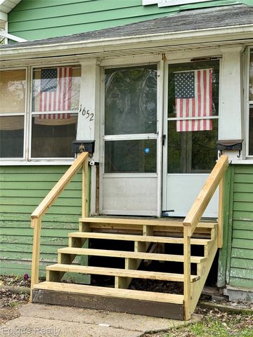 1652 Wisconsin Avenue, Flint, MI 48506