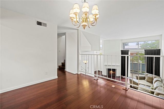 21912 Hiawatha Street 2, Chatsworth, CA 91311