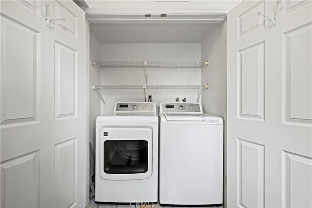 21912 Hiawatha Street 2, Chatsworth, CA 91311